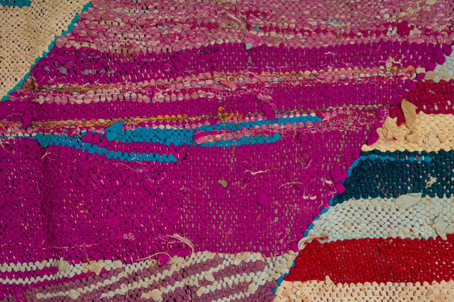 Tapis berbère marocain Boucherouite 135 x 245 cm