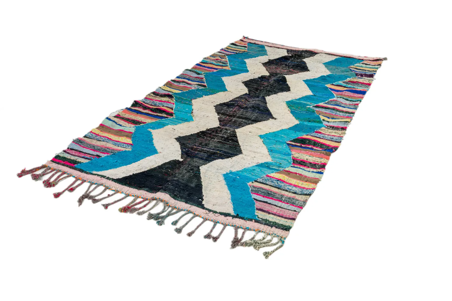 Tapis berbère marocain Boucherouite 140 x 255 cm