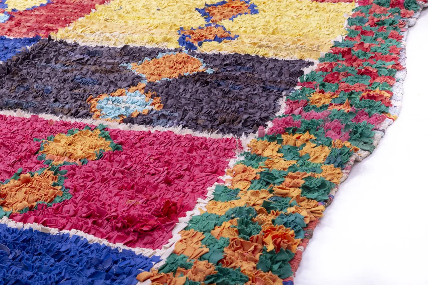 Tapis Marocain Berbère Boucherouite 255 x 160 cm