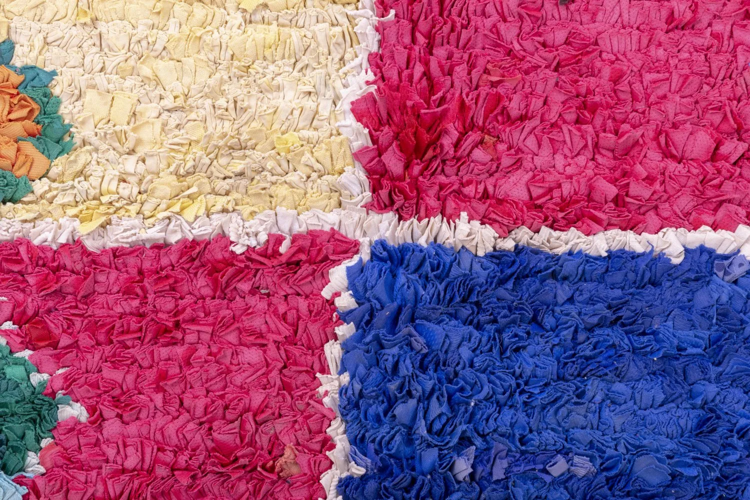 Tapis Marocain Berbère Boucherouite 255 x 160 cm