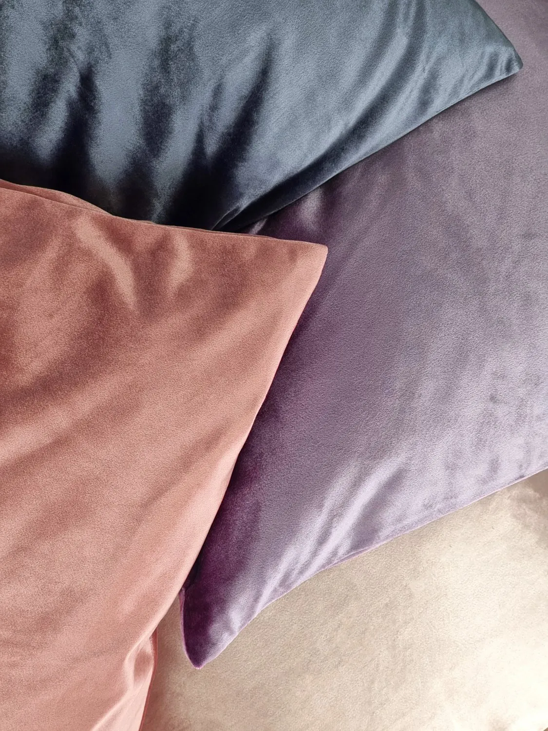 Housse de coussin Marlyn en velours (rose)
