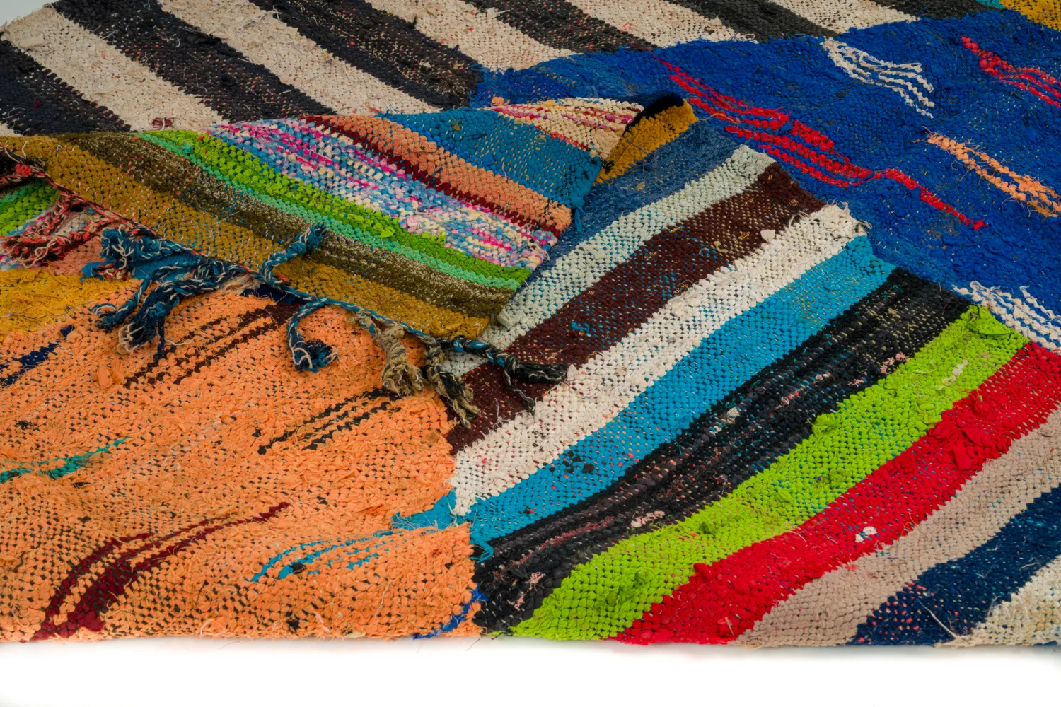 Tapis berbère marocain Boucherouite 135 x 230 cm