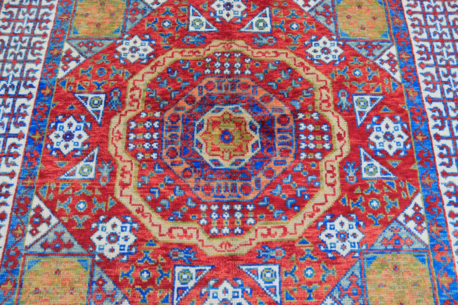 Tapis Oriental - Suzani Hand Knotted - 170 x 240 cm