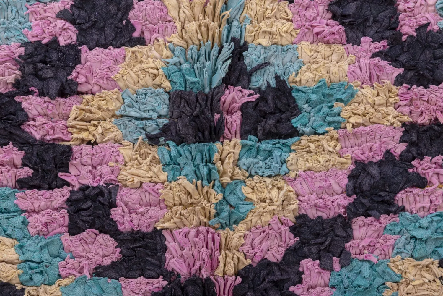 Tapis Marocain Berbère Boucherouite 240 x 140 cm