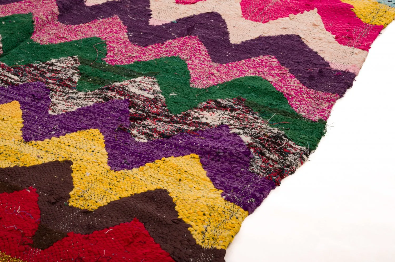 Tapis berbère marocain Boucherouite 125 x 235 cm