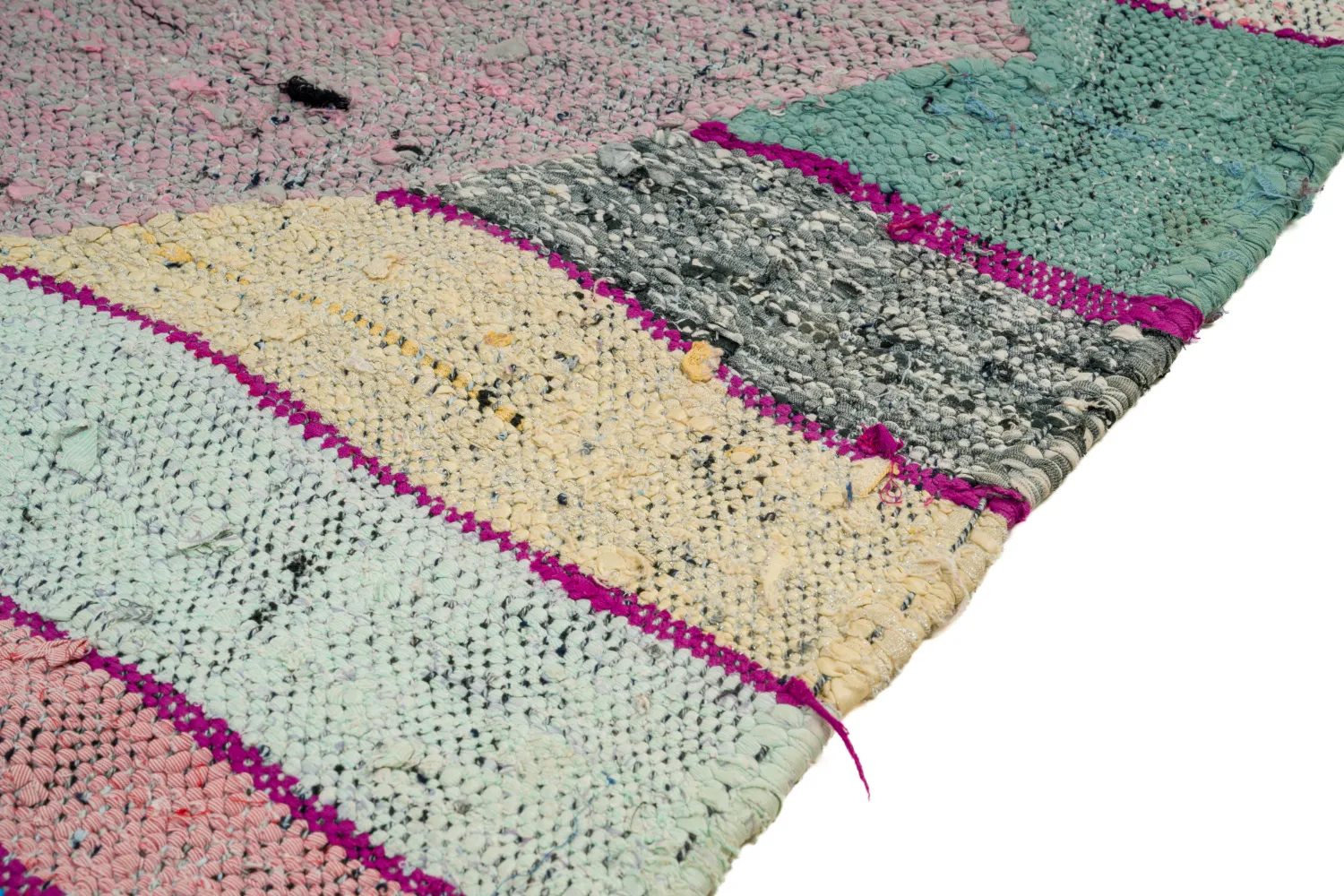 Tapis berbère marocain Boucherouite 130 x 230 cm