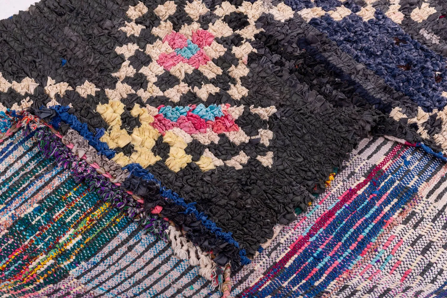 Tapis Marocain Berbère Boucherouite 260 x 145 cm