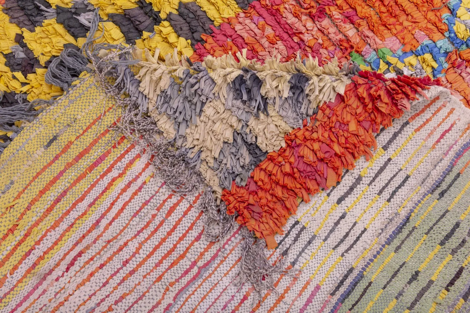 Tapis Marocain Berbère Boucherouite 220 x 140 cm