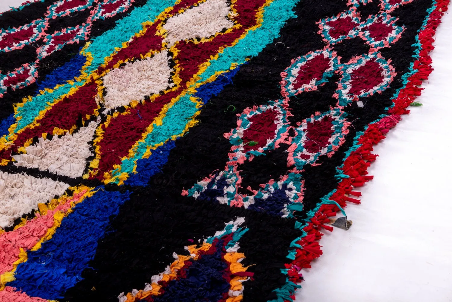 Tapis Marocain Berbère Boucherouite 250 x 110 cm