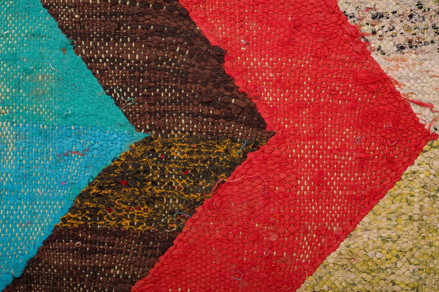 Tapis berbère marocain Boucherouite 135 x 265 cm