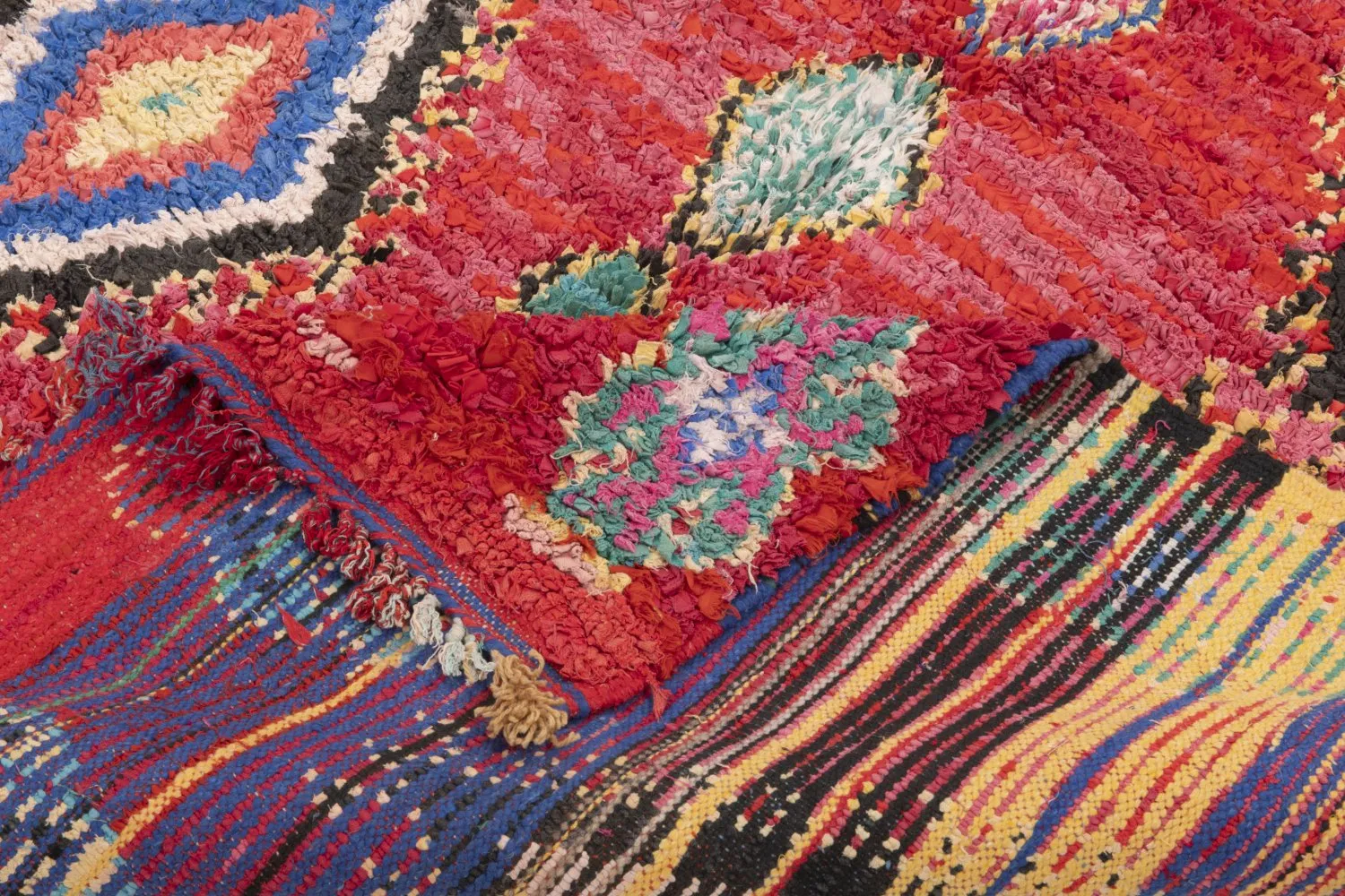 Tapis Marocain Berbère Boucherouite 225 x 165 cm