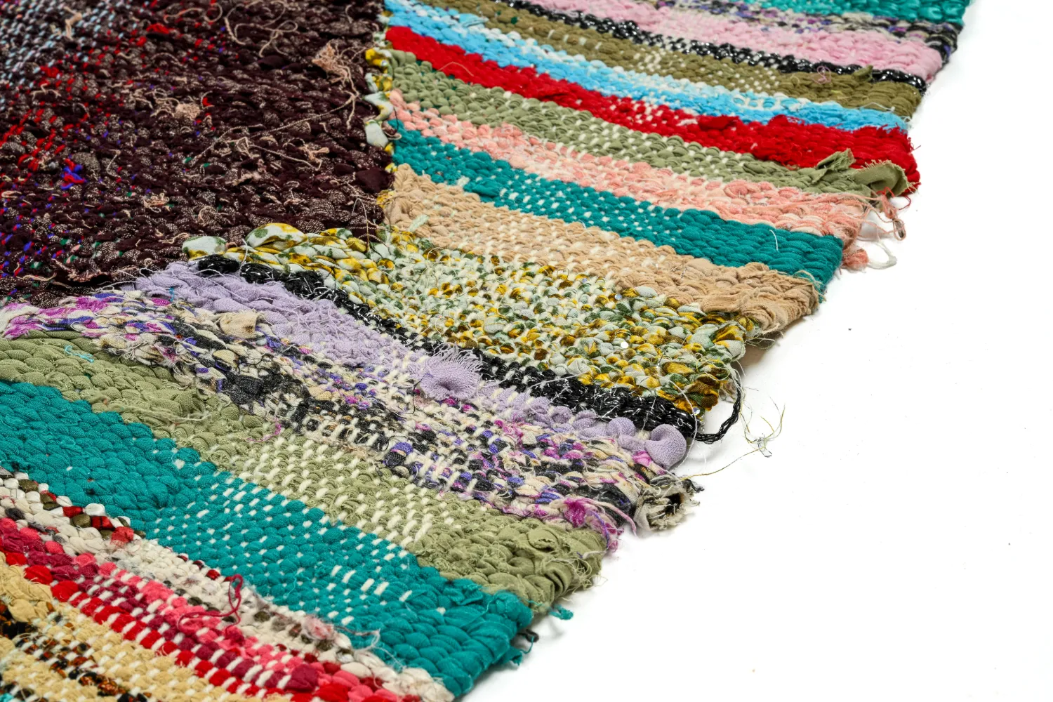 Tapis berbère marocain Boucherouite 140 x 230 cm