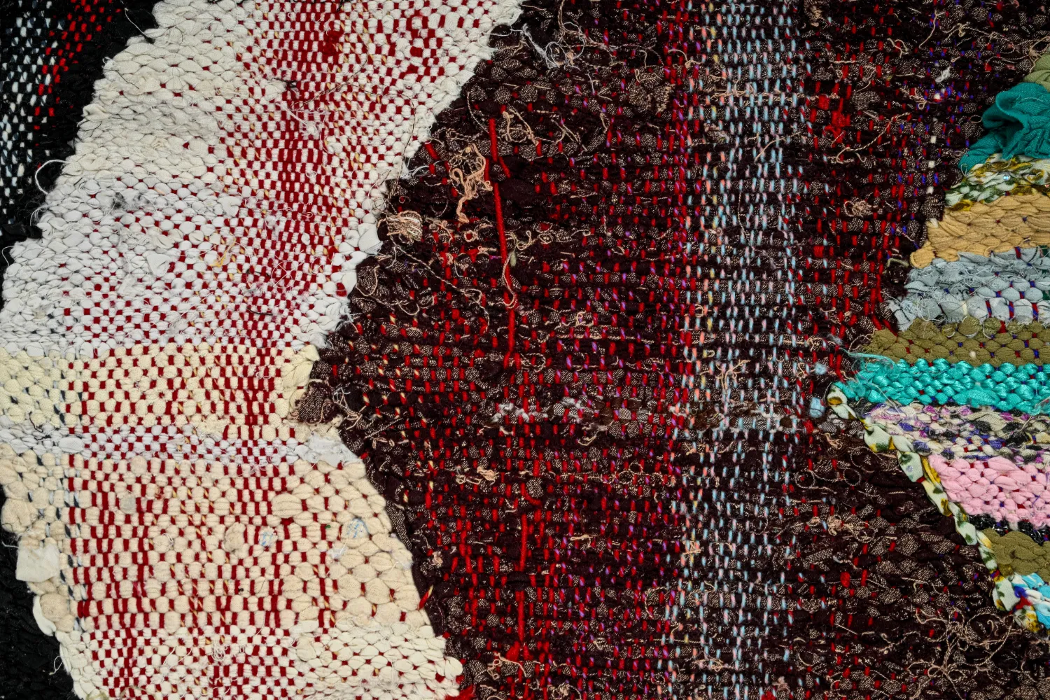 Tapis berbère marocain Boucherouite 140 x 230 cm