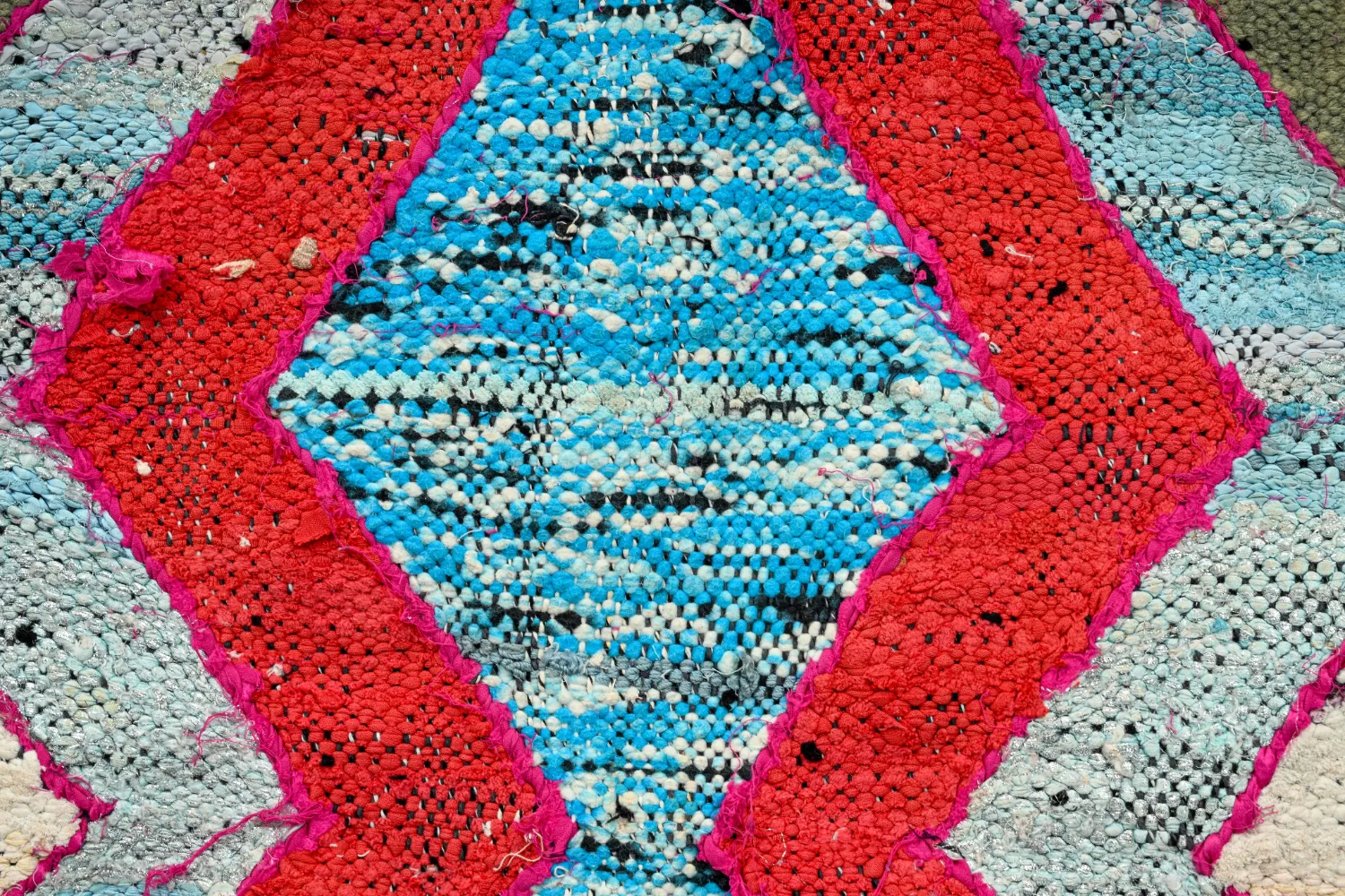 Tapis Marocain Berbère Boucherouite 115 x 220 cm