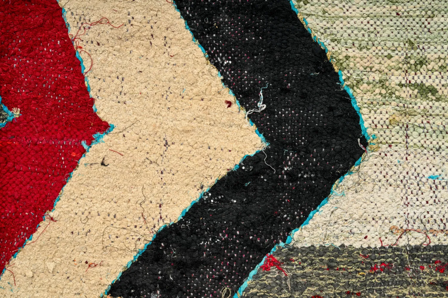 Tapis berbère marocain Boucherouite 130 x 225 cm
