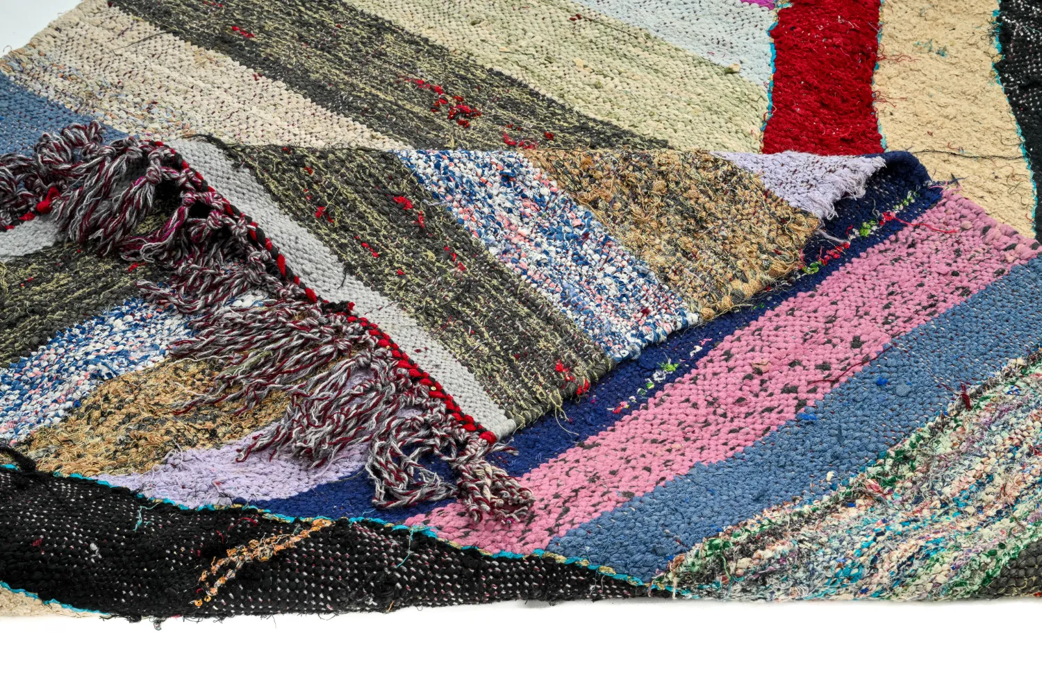 Tapis berbère marocain Boucherouite 130 x 225 cm