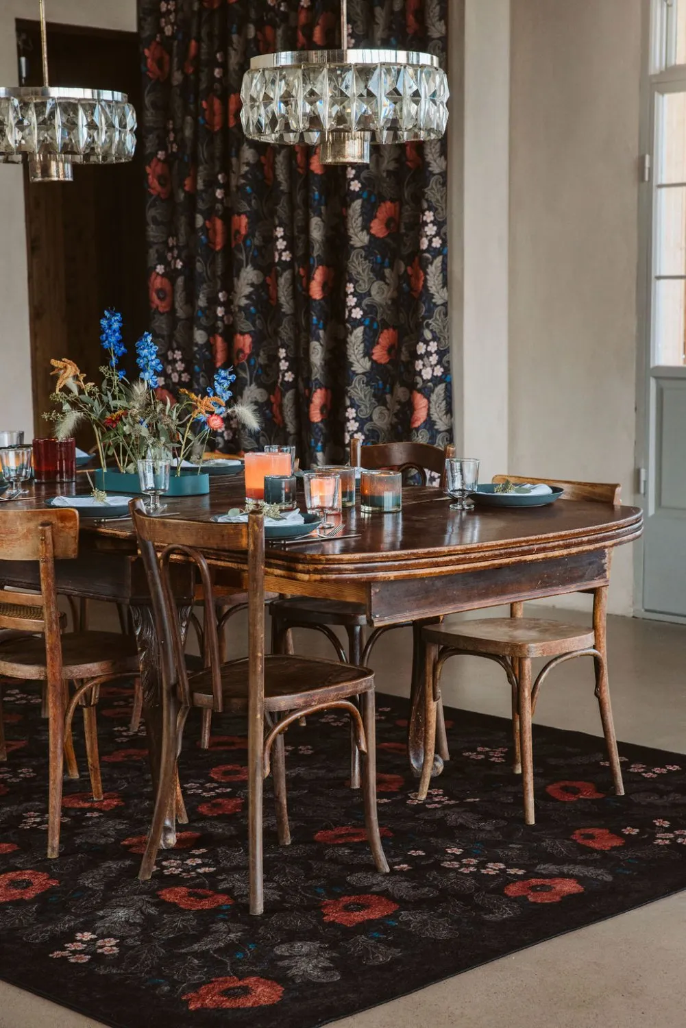 Tapis Wilton - Poppy (noir)