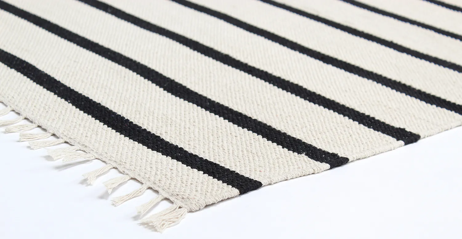 Tapis en coton - Helle (blanc cassé/noir)