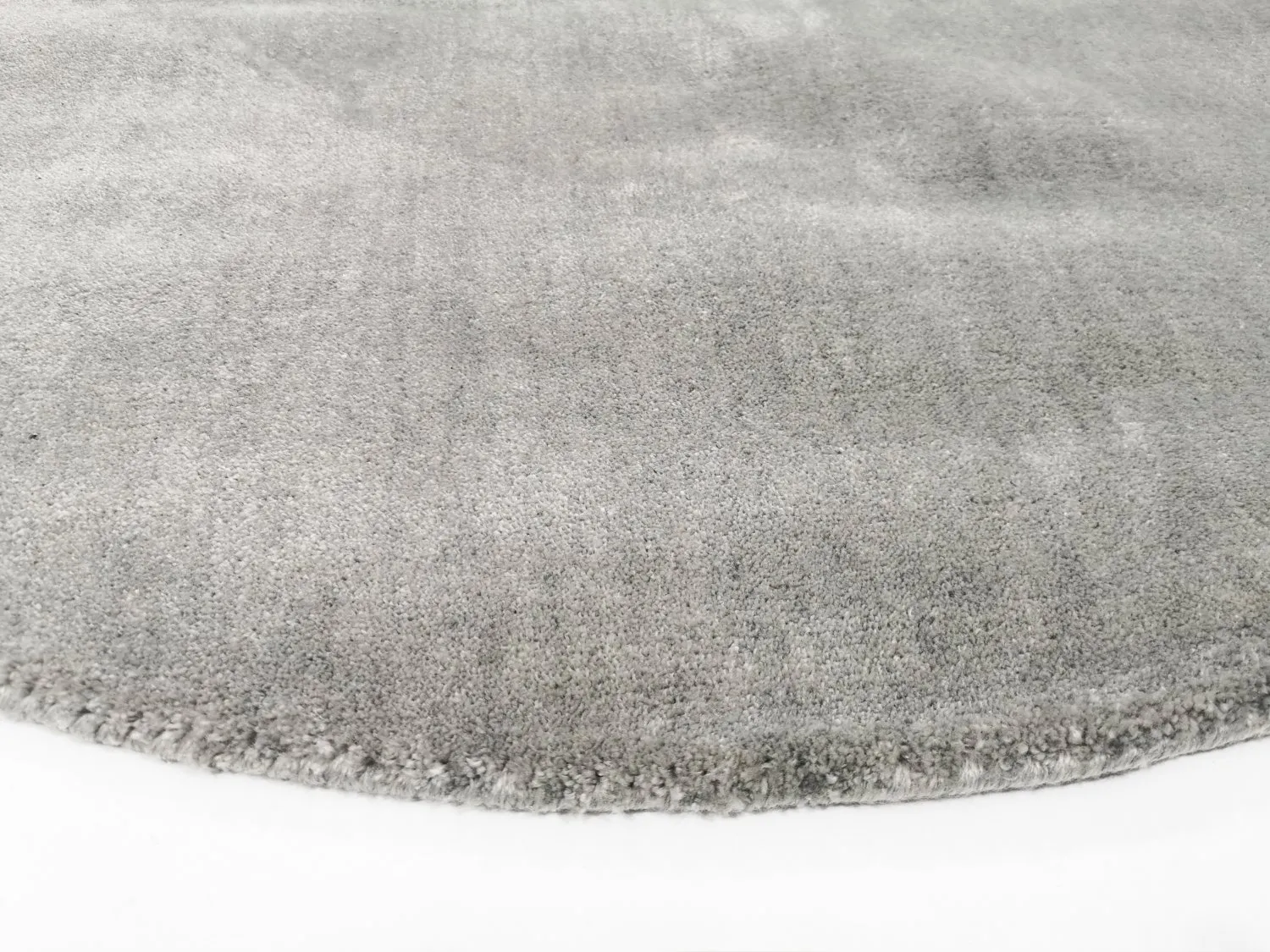 Tapis rond - PET recyclé avec aspect viscose (gris)