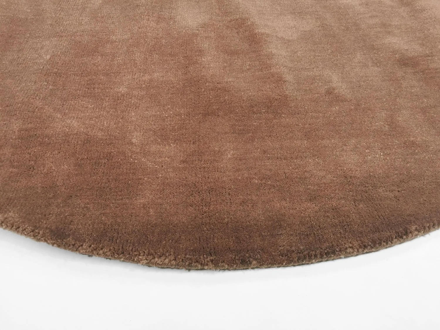 Tapis rond - PET recyclé avec aspect viscose (marron)