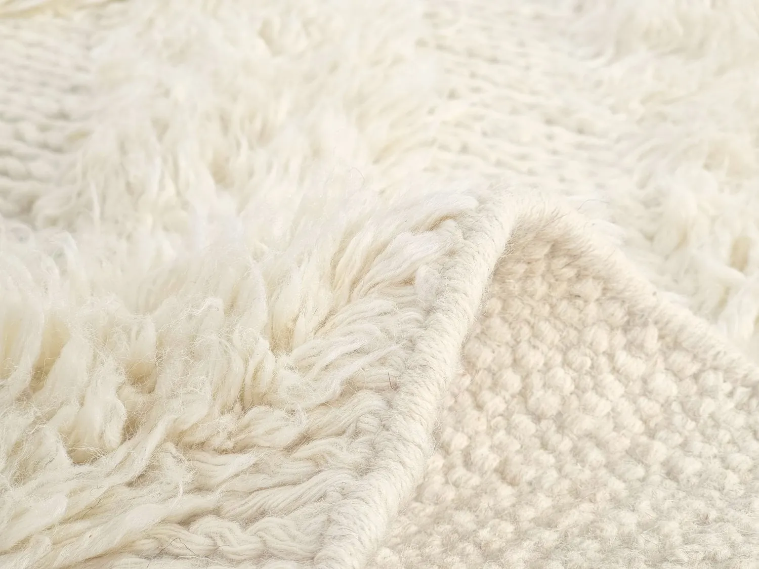 Tapis en laine - Jolie (blanc cassé)