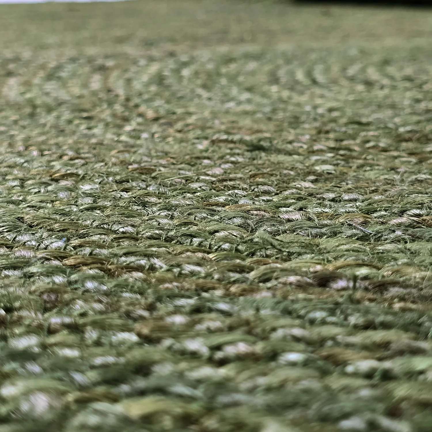 Tapis rond en jute - Amasia (vert militaire)