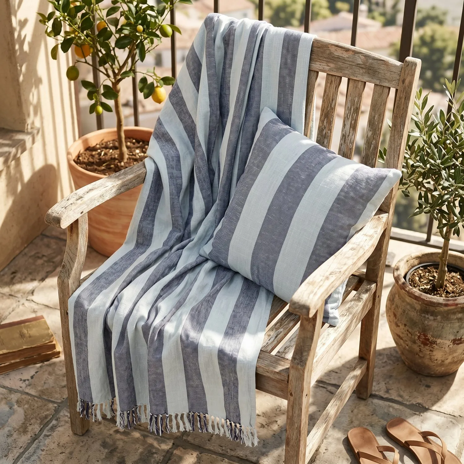 Couvertures - Kora stripe cotton throw (bleu marine/bleu clair)