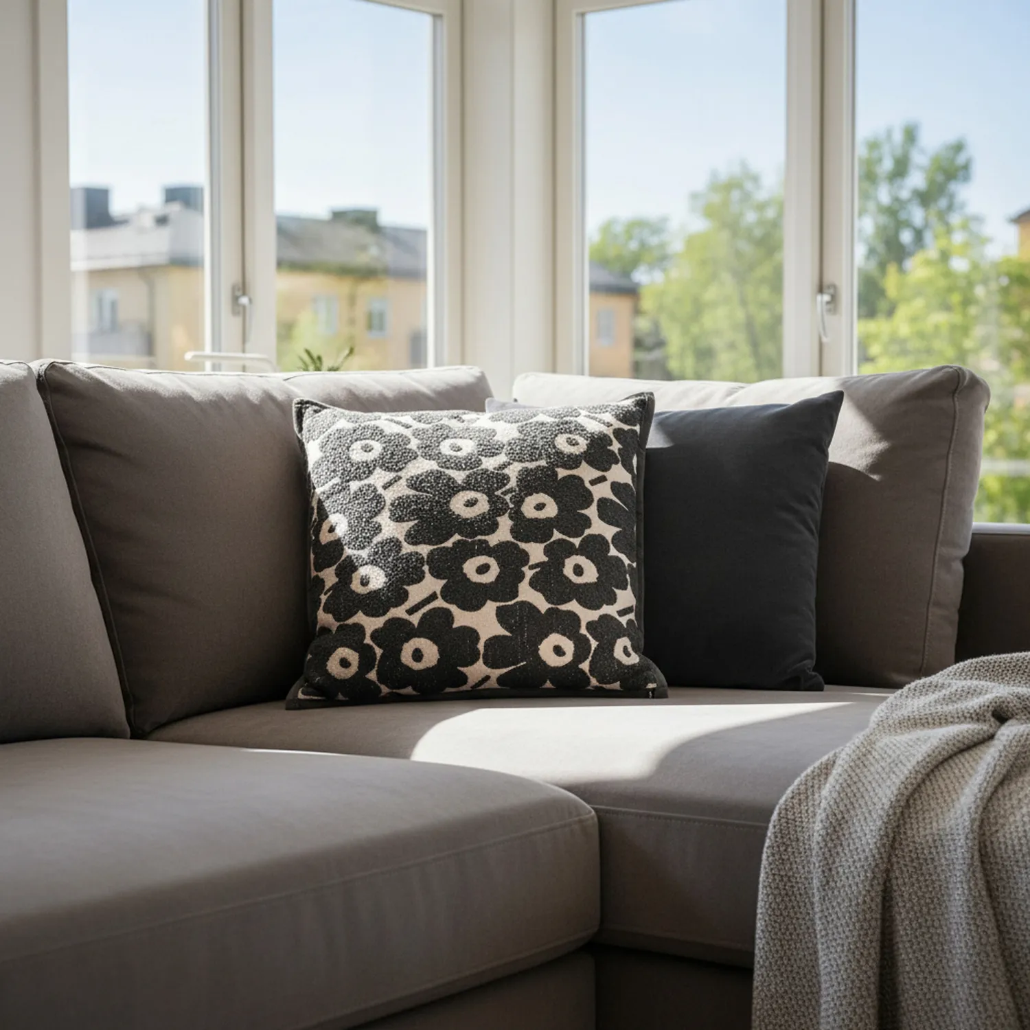 Housse de coussin - Onsala (noir/blanc)