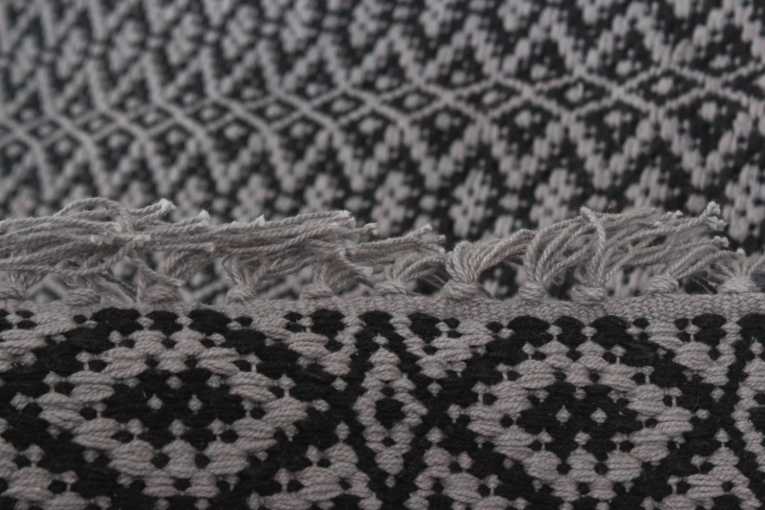Tapis en patchwork - Lykke (gris/gris foncé)