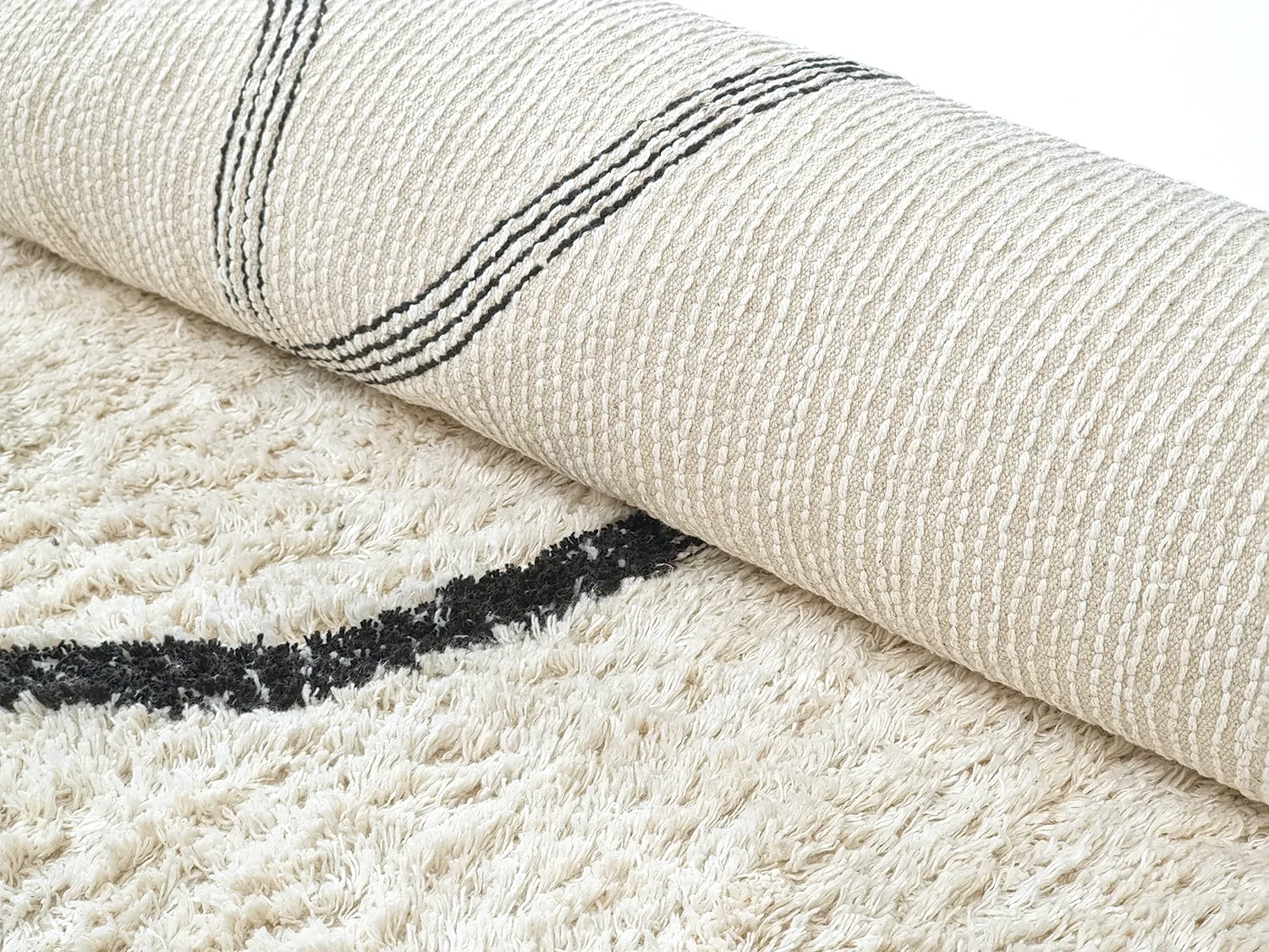Tapis shaggy - Bavello Natural Cotton Shaggy (blanc cassé/noir)