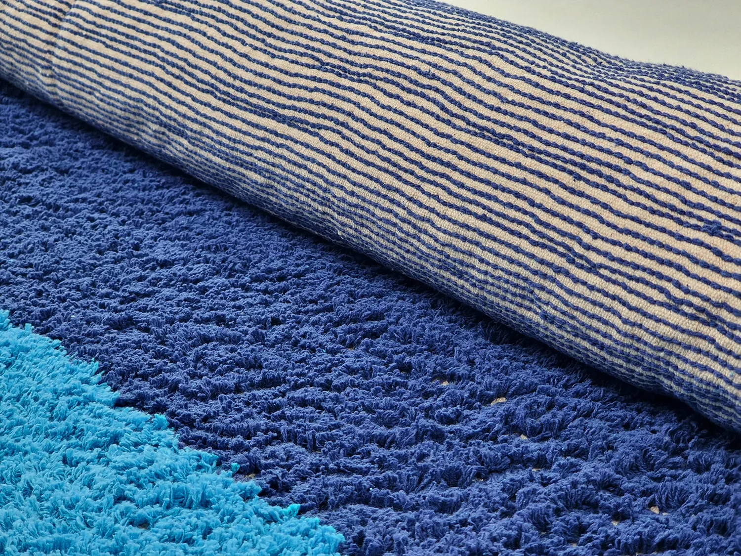 Tapis à poils longs - Taro Natural Cotton Shaggy (bleu)