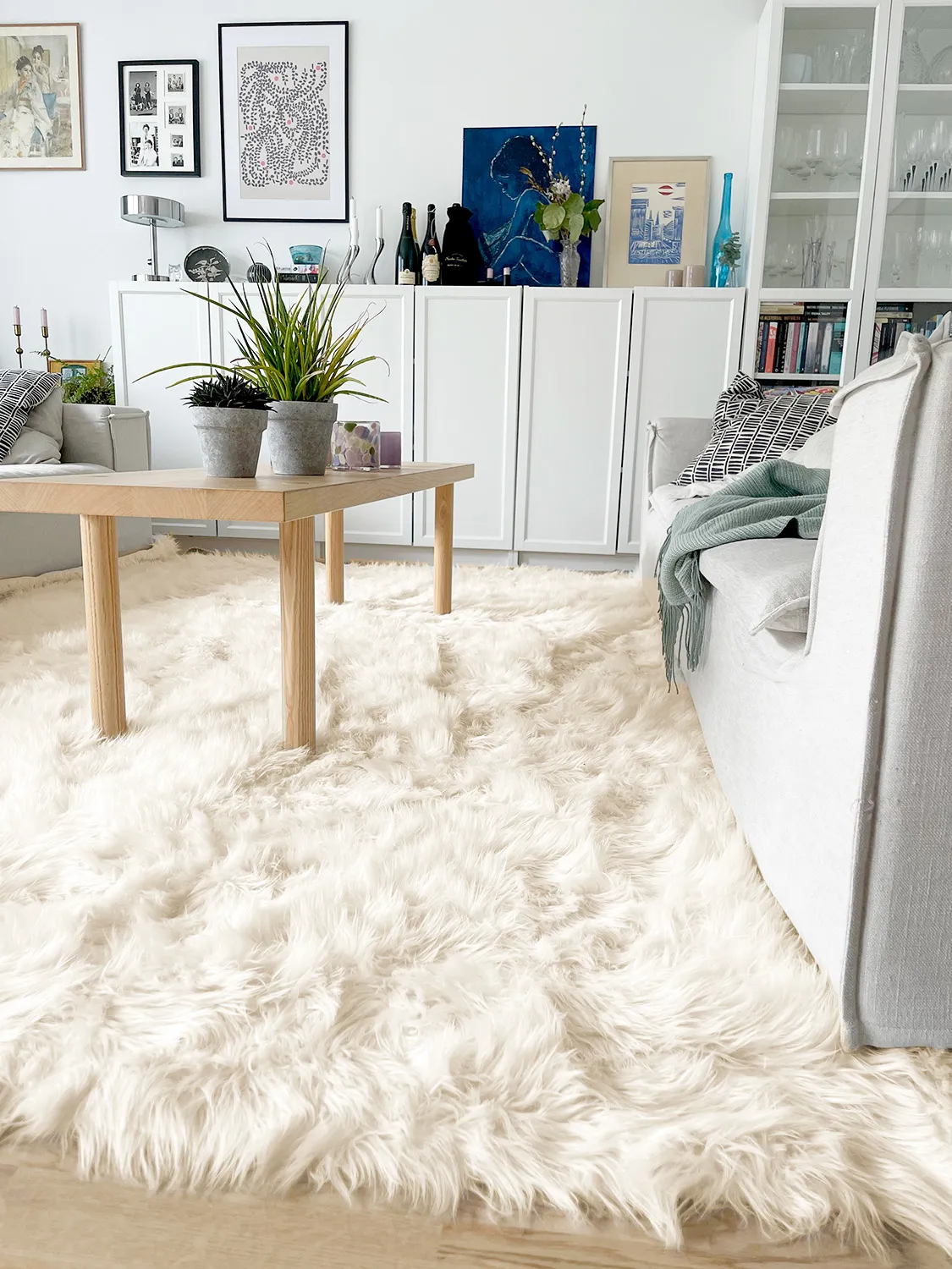 Tapis à poils longs - Pomaire (blanc cassé)