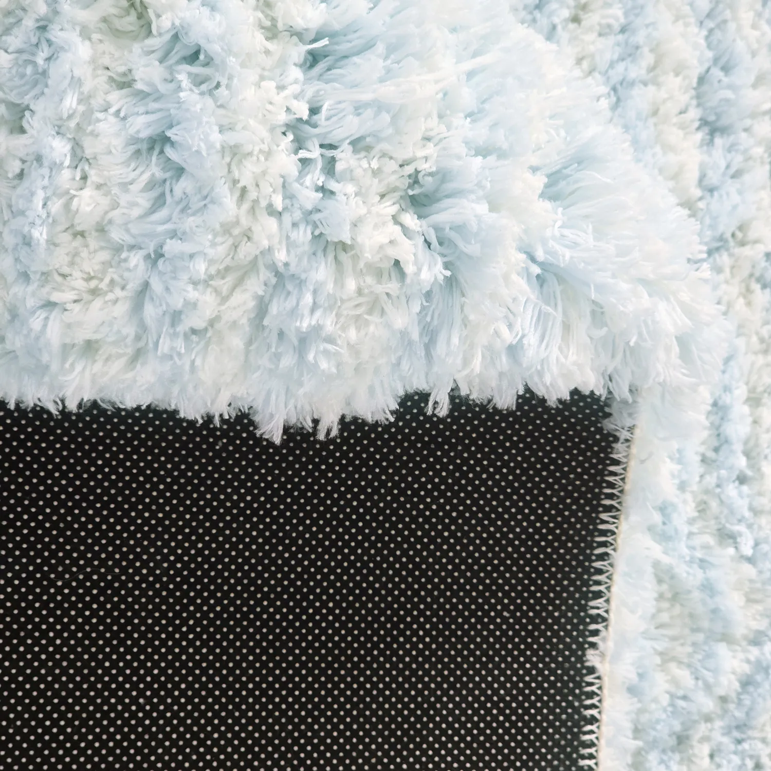 Tapis shaggy - Aden (bleu clair/blanc)