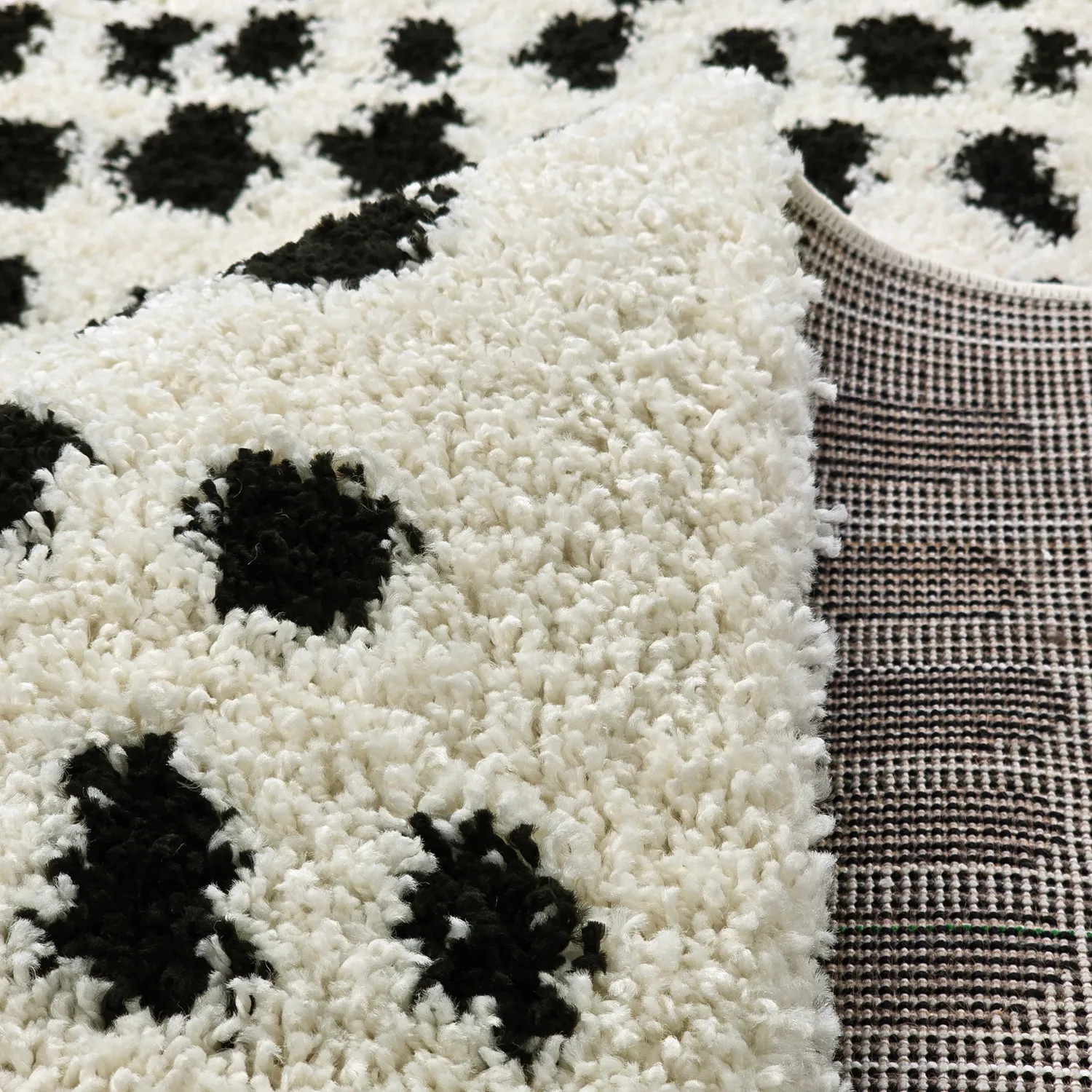 Tapis à poils longs - Dotty (noir/blanc)