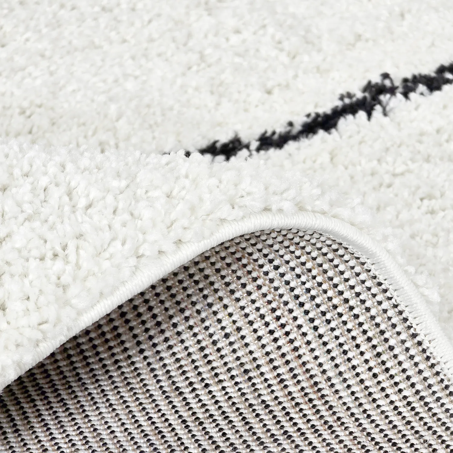 Tapis à poils longs - Eze (blanc/noir)