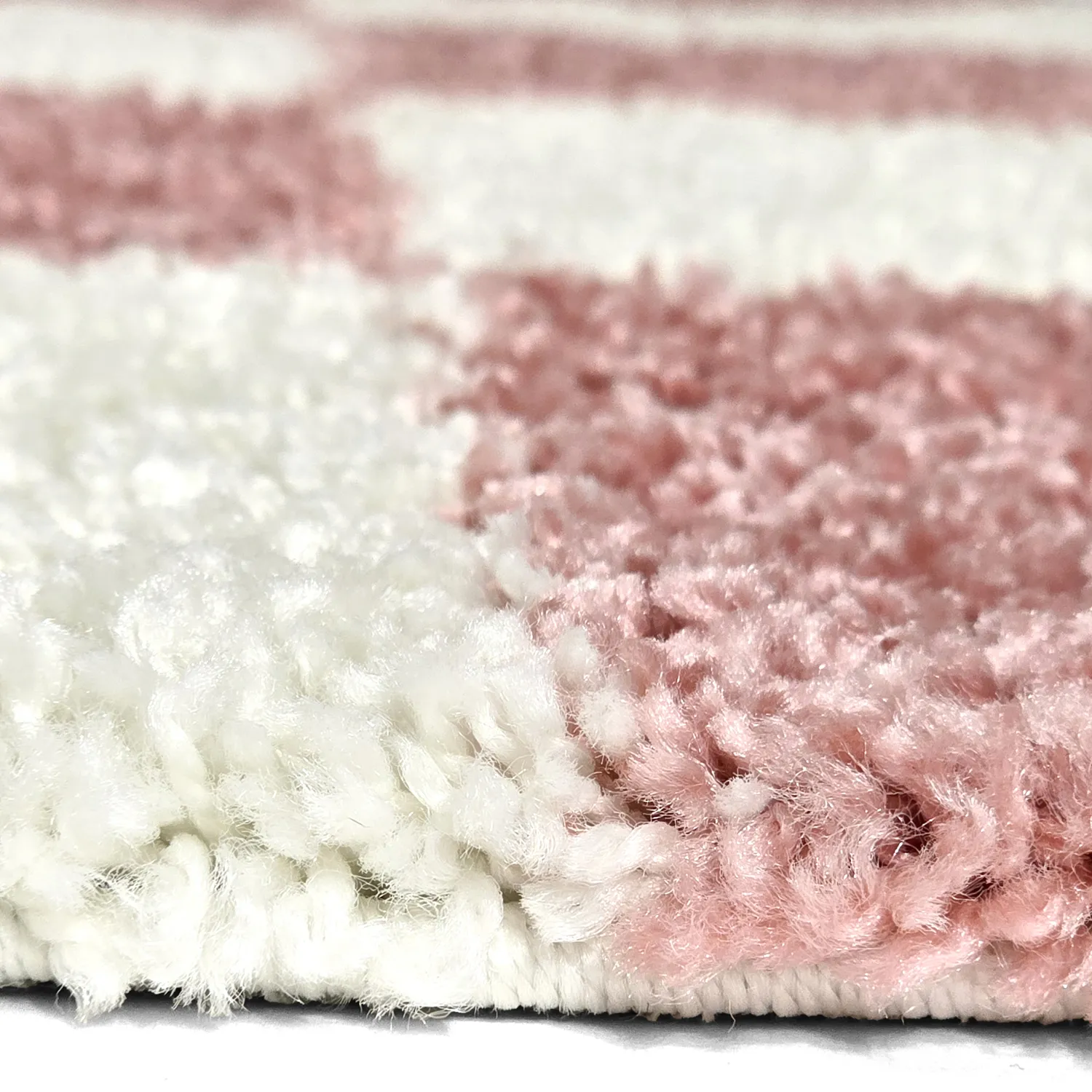 Tapis à poils longs - Gordes (rose/blanc)