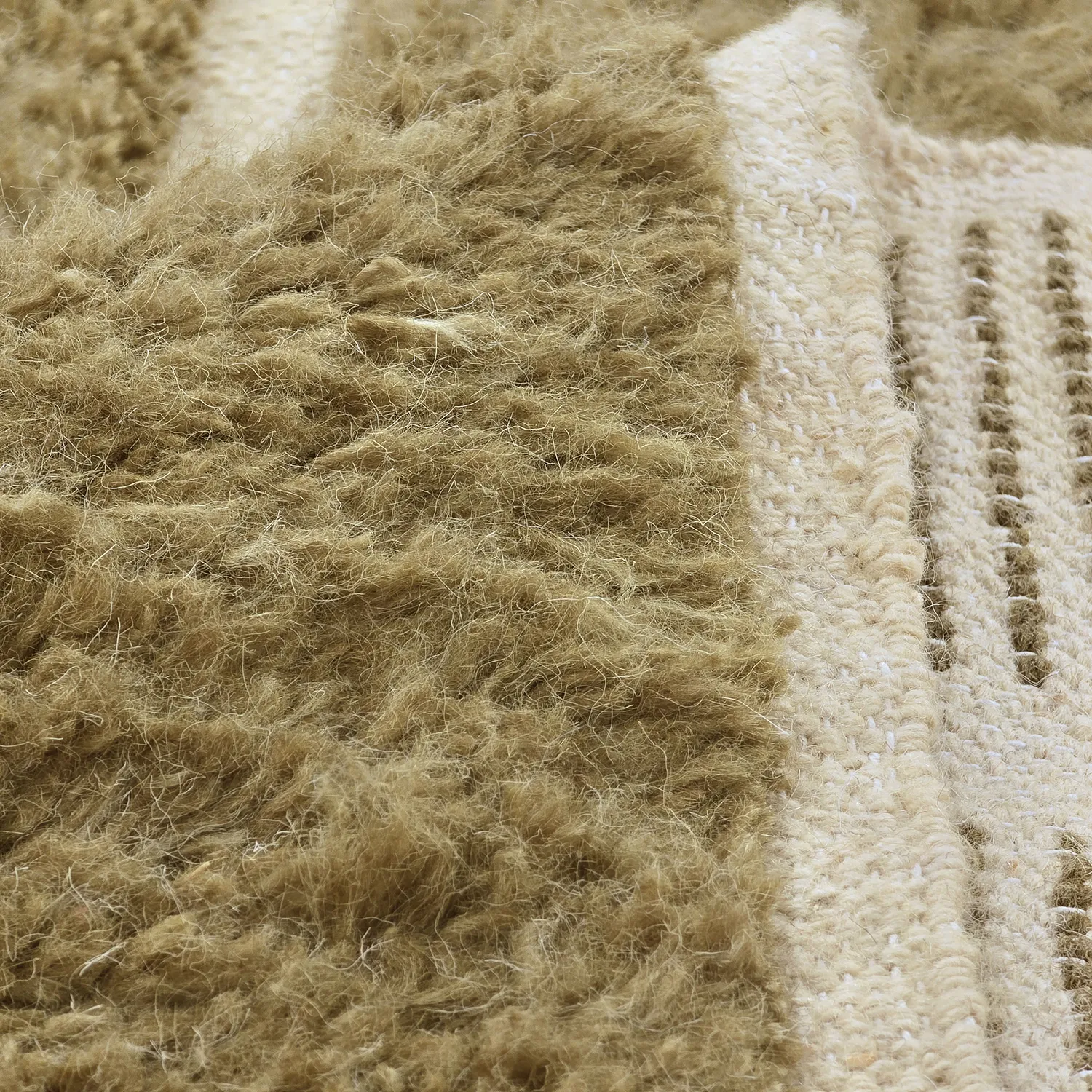 Tapis shaggy - Leknes Hand Woven Wool Shaggy (vert)