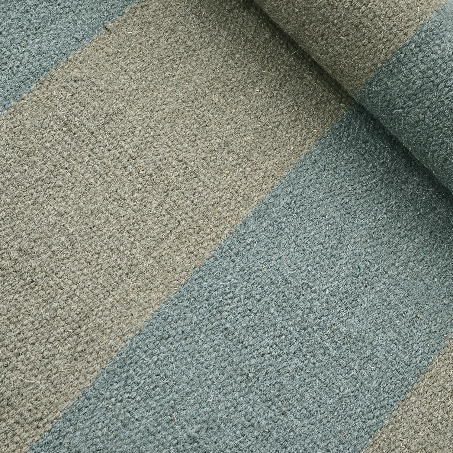 Tapis en laine - Garine (vert)