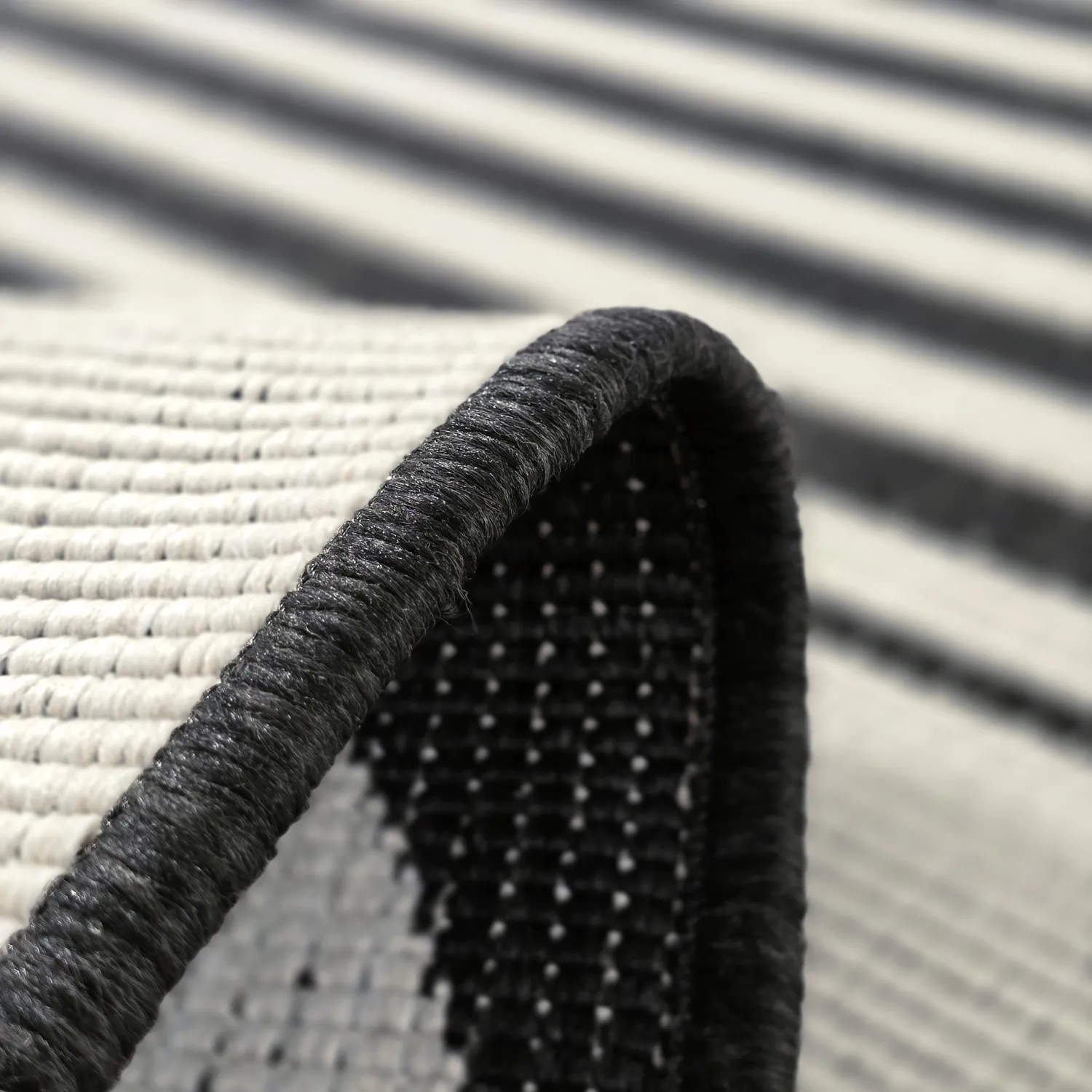 Tapis d’intérieur et d’extérieur - Aurora (noir/blanc)