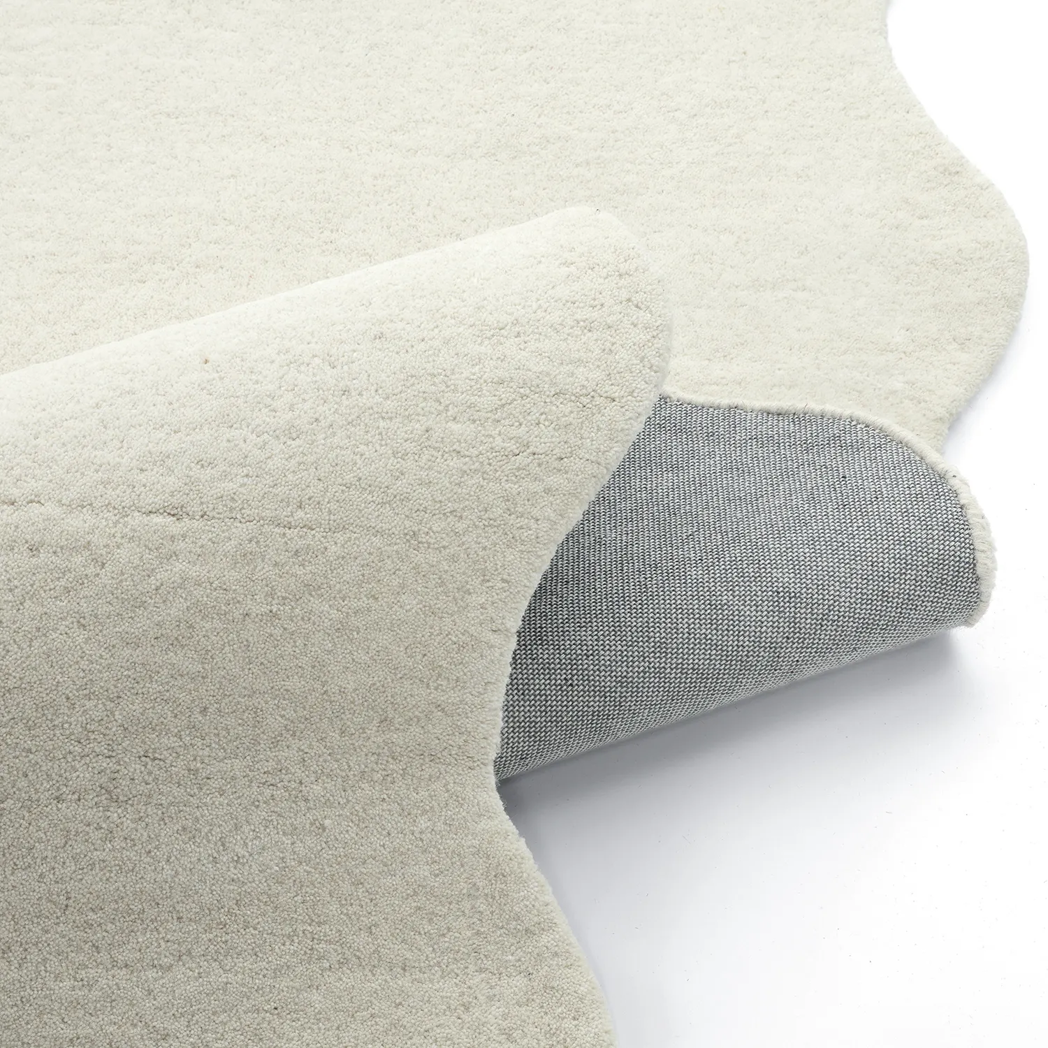 Tapis en laine ondulée - Diu Hand Tufted Wool Premium (blanc)