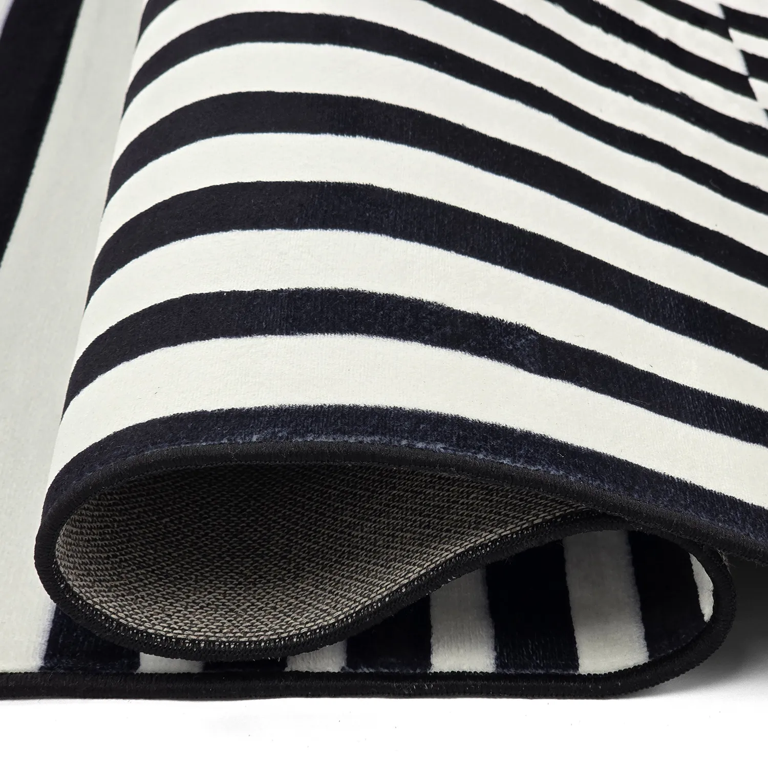 Tapis Wilton - Joma (noir/blanc)