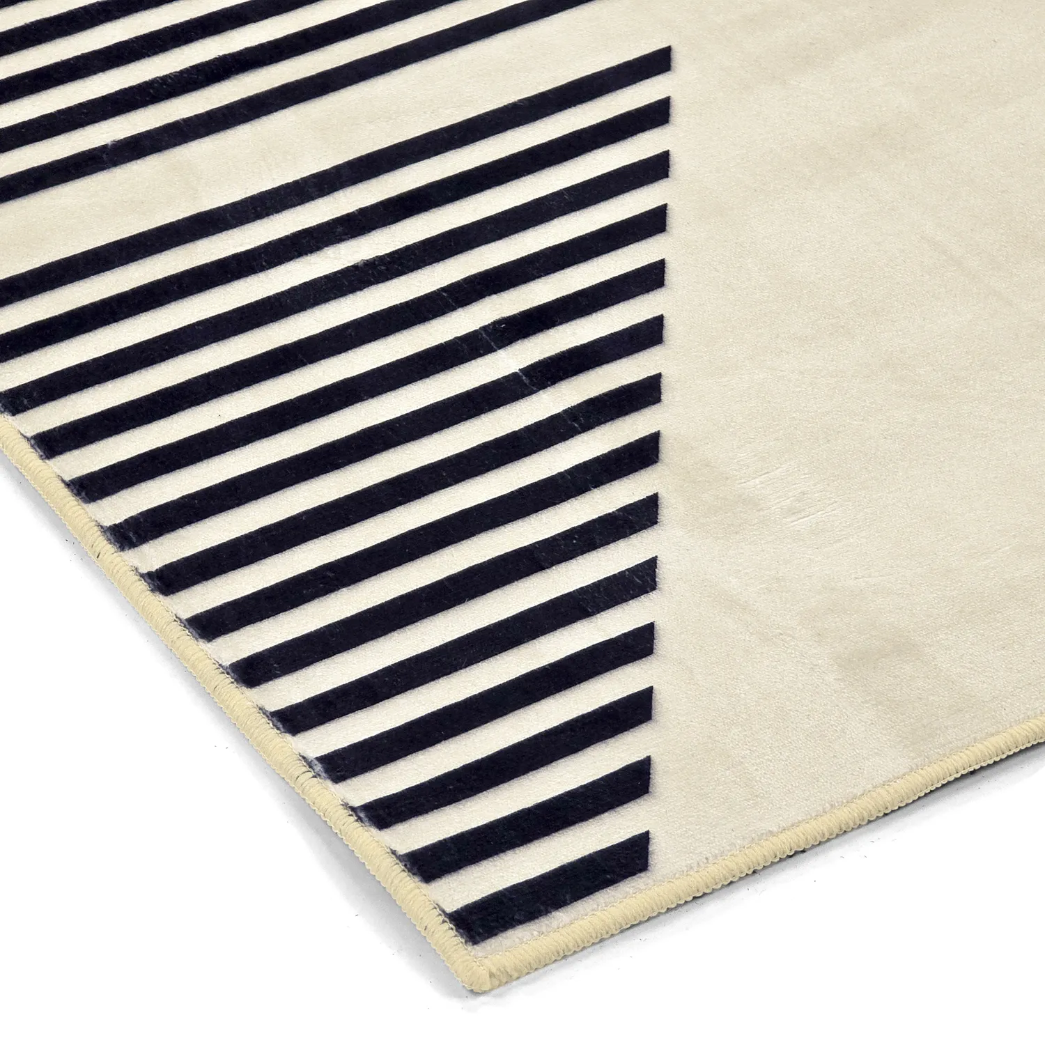 Tapis Wilton - Pucon (noir/crème)
